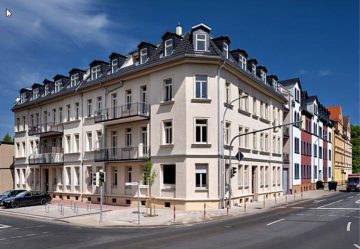 Hochwertig sanierte Altbauwohnung mit Parkettboden, 2 Balkonen, Fußbodenheizung und 2 Bädern !, 04451 Borsdorf, Dachgeschosswohnung