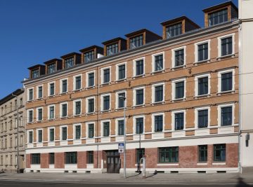 Hochwertig sanierte 2-Zimmer-Wohnung mit Terrasse!, 04318 Leipzig, Wohnung