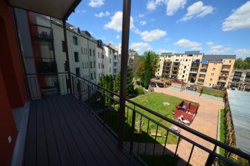 Hochwertig sanierte Dachgeschosswohnung mit Fußbodenheizung und Parkett!, 09130 Chemnitz, Maisonettewohnung