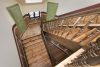 Hochwertig sanierte 4-Zimmer-Maisonettewohnung mit Balkon und Loggia ! - WURZENERSTR143_Treppenhaus