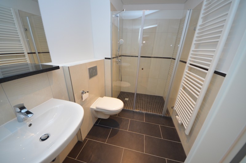 Neubau – 3. Obergeschoss – Wohnung mit Balkon und Fußbodenheizung! - Photo 2