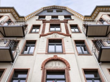 Denkmalgeschütztes Objekt mit Balkon, Garten und Fußbodenheizung!, 09130 Chemnitz, Wohnung