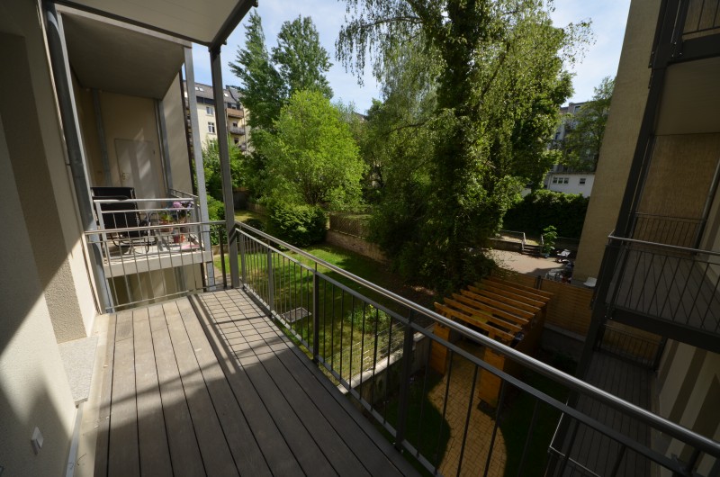 Sanierte 4-Zimmerwohnung im denkmalgeschützten Objekt mit Fußbodenheizung und Parkett ! - Photo 5