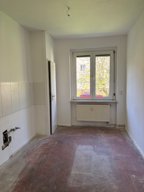 Teilsanierte Wohnung im beliebten Süden Leipzigs ! - Foto 1
