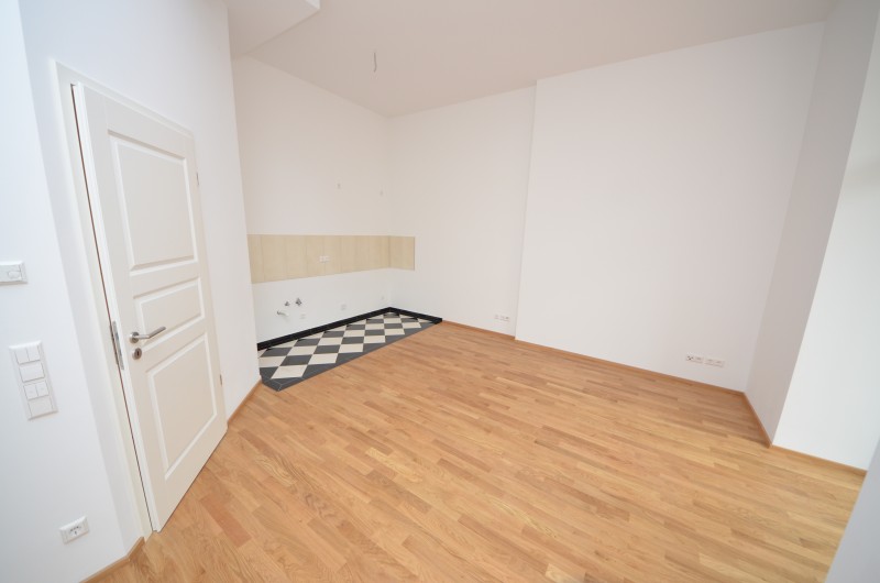 Traumwohnung im denkmalgeschützten Hofgebäude am Kaßberg mit Gartenanteil! - Foto 5