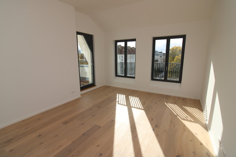 Exklusiver Neubau in Gohlis! 4-Zimmerwohnung im Dachgeschoss mit Loggia! - Photo 1