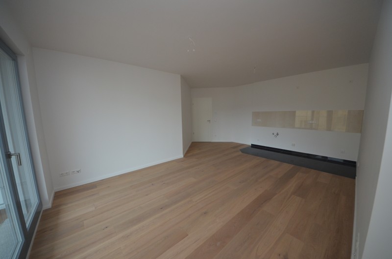 Traumhafte 4-Zimmerwohnung im Neubau mit Aufzug, Parkett, Balkon ! - Photo 1