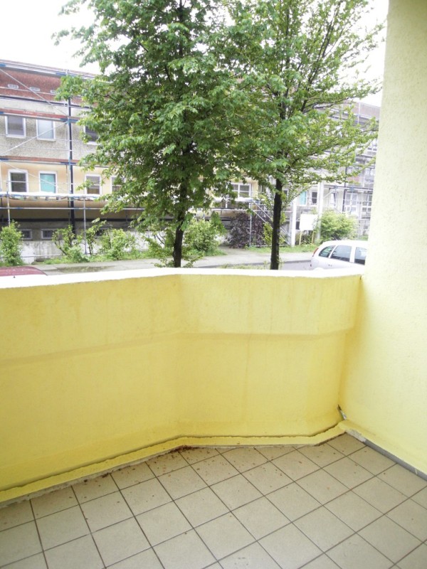 2-Zimmerwohnung mit Balkon und Laminatfußboden ! - Photo 3