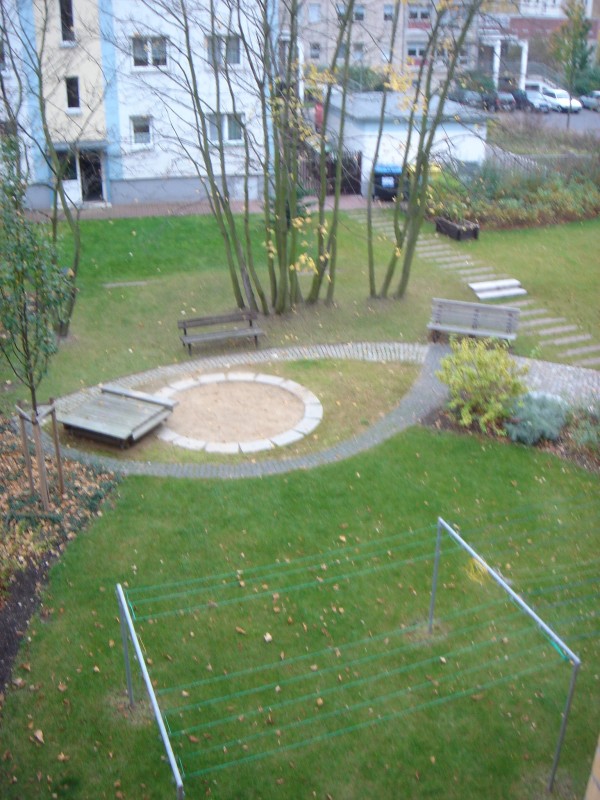 2-Zimmerwohnung mit Balkon und Laminatfußboden ! - Photo 5