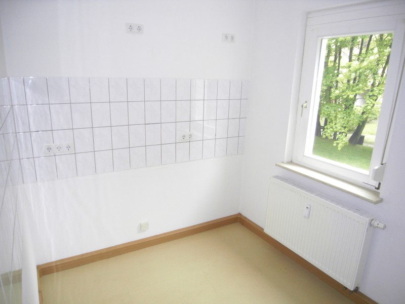 2-Zimmerwohnung mit Balkon und Laminatfußboden ! - Photo 1