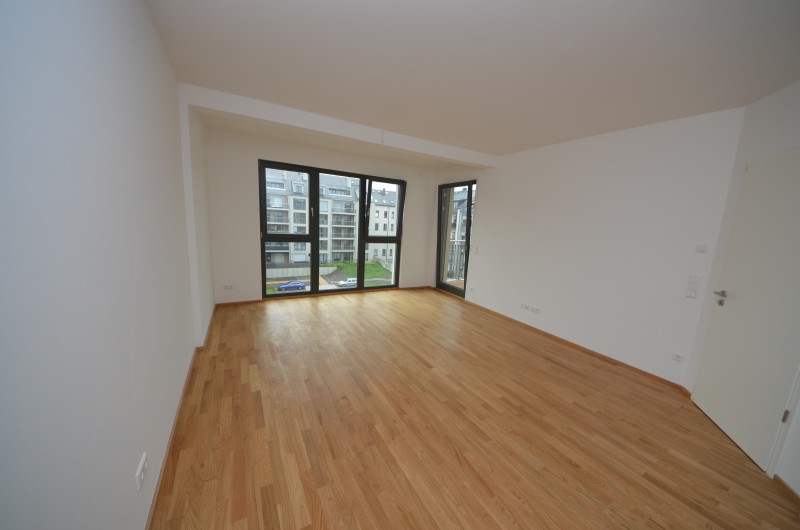 Exklusiver Neubau mit Balkon/PARKETT/FuboHeizung - Photo 2