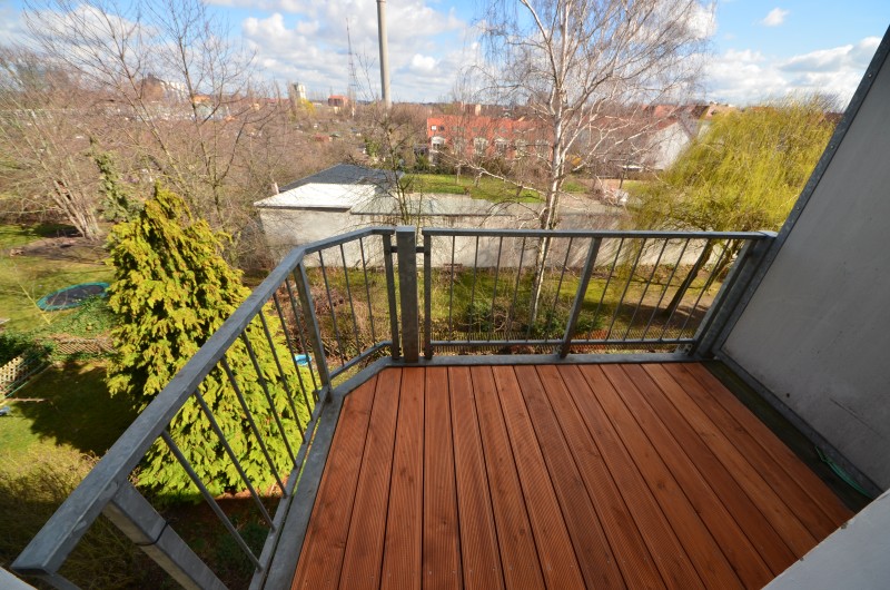 Sanierte Wohnung mit Balkon und neuer EBK im Leipziger Süden ! - Foto 3