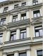 Denkmalgeschützter Altbau - 3-Zimmerwohnung mit Balkon, neuer EBK und Parkett ! - Hausansicht2