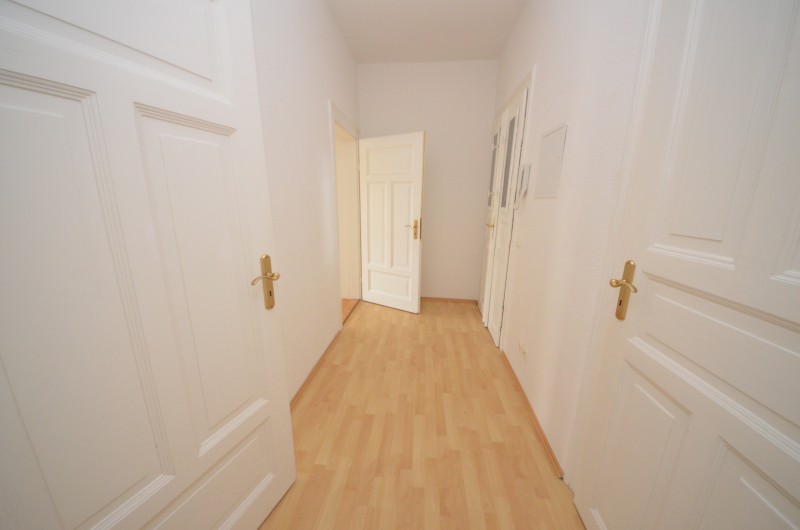 Sanierte 2-Zimmerwohnung mit Balkon und Laminatfußboden ! - Photo 5