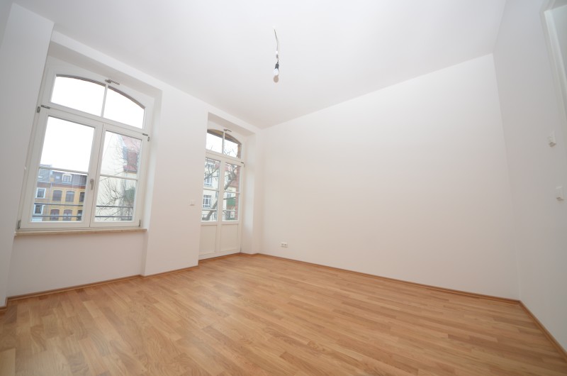 Traumhafte Wohnung in der ehemaligen Kunstdruckanstalt Dr. Trenkler – Co ! - Foto 1