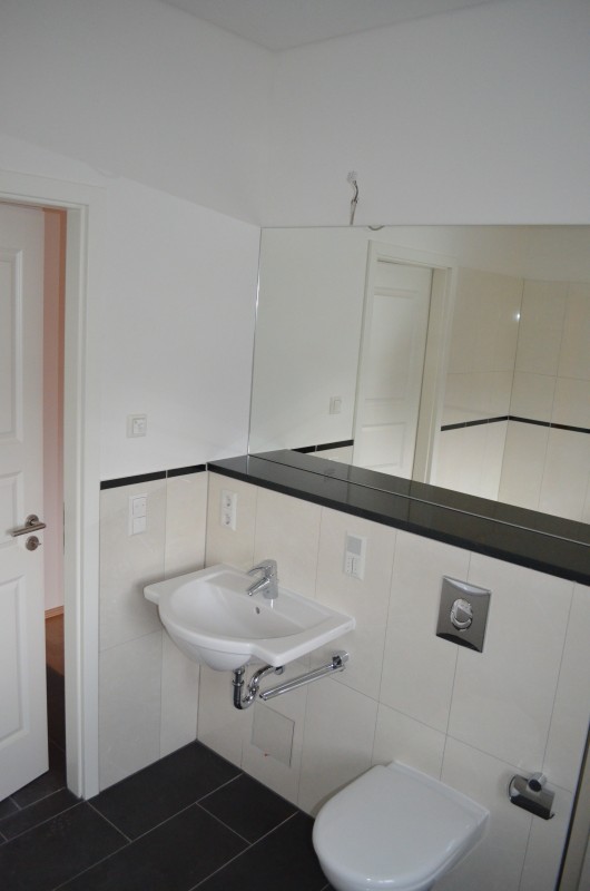 Moderne 2-Zimmer-Wohnung mit EBK im beliebten Leipziger Süden ! - Foto 3
