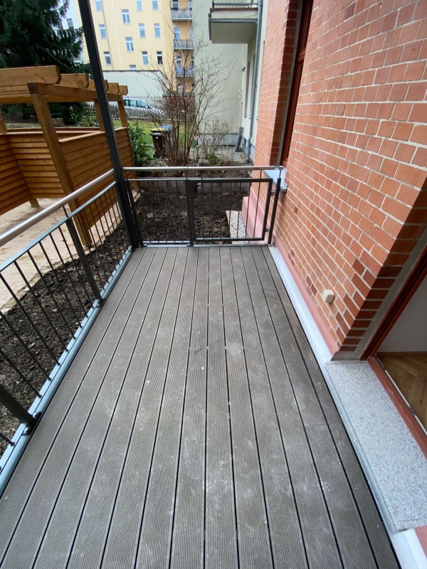 Denkmalgeschütztes Objekt mit Fußbodenheizung, Parkett, Gartenanteil und Aufzug ! - Foto 4