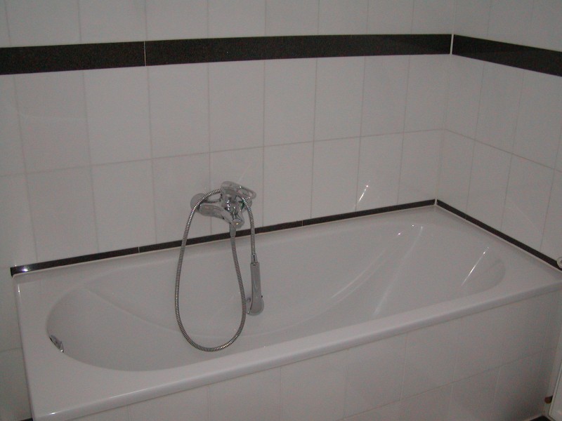 2-Zimmerwohnung im Seitengebäude mit direkt Zugang zum Karl-Heine-Kanal ! - Foto 4