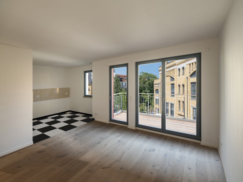 Wunderschöne Erdgeschoss-Wohnung mit Terrasse und Garten ! - Photo 1