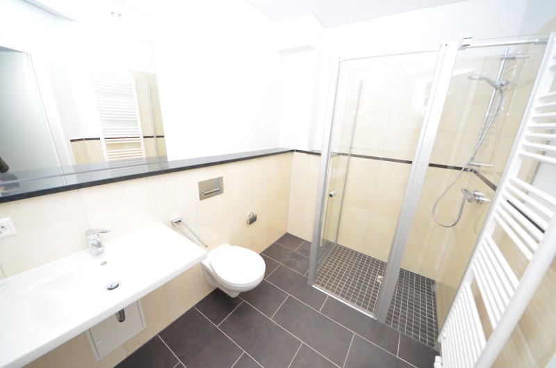 Exklusiver Neubau mit Balkon/PARKETT/Fußbodenheizung auf dem Kaßberg! - Photo 3