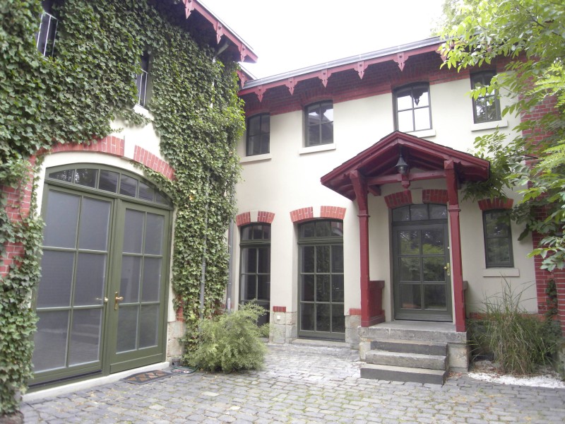 Stadthaus-Idylle im Bachviertel: Wunderschöne Doppelhaushälfte im grünen Herzen Leipzigs - Photo 5