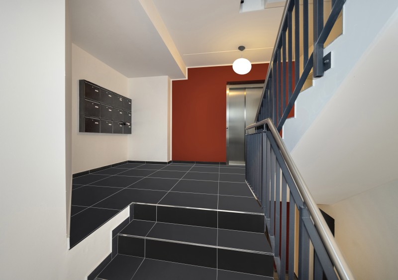 Hochwertiger Neubau mit Aufzug und Balkon ! - Foto 5