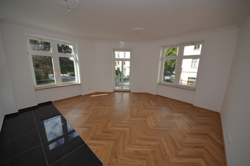 Wunderschöne 3-Zimmer-Wohnung mit Balkon, Fußbodenheizung und Aufzug! - Photo 1