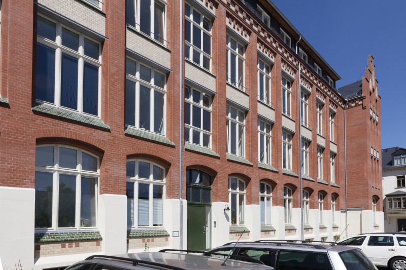 Traumwohnung mit Fußbodenheizung, Balkon und Garten im denkmalgeschützten HOFGEBÄUDE am Kaßberg ! - Foto 5