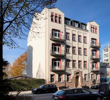 Historischer Charme modern saniert: Altbauwohnung mit Fußbodenheizung & 2 Balkonen, 09130 Chemnitz, Wohnung