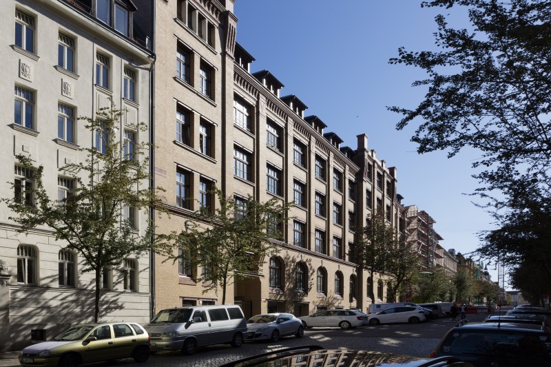 Hochwertig sanierte Wohnung in der ehemaligen Kunstdruckanstalt Dr. Trenkler – Co ! - Foto 3